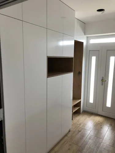 Nábytok do chodby na mieru, Košice a okolie