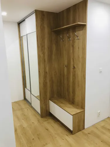 Nábytok do chodby na mieru, Košice a okolie